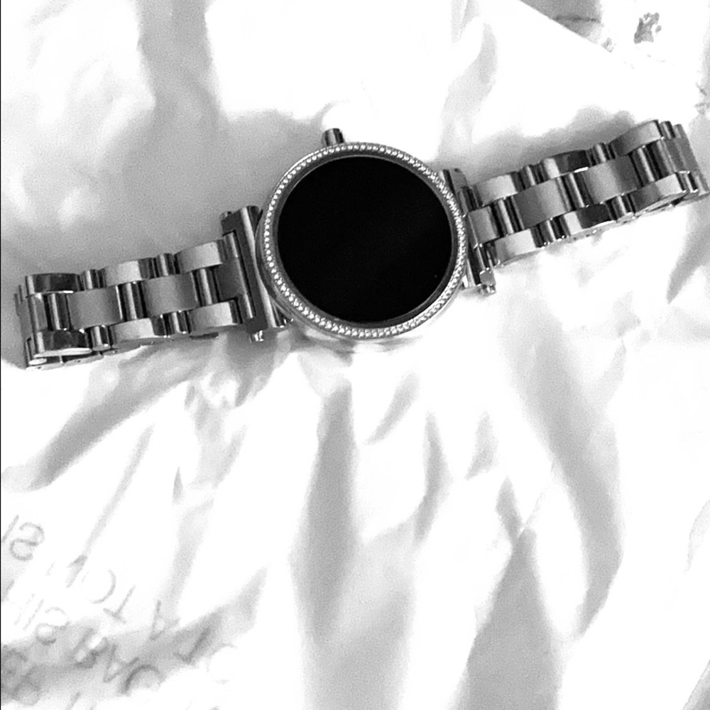 Michael kors smart watch stainless steel